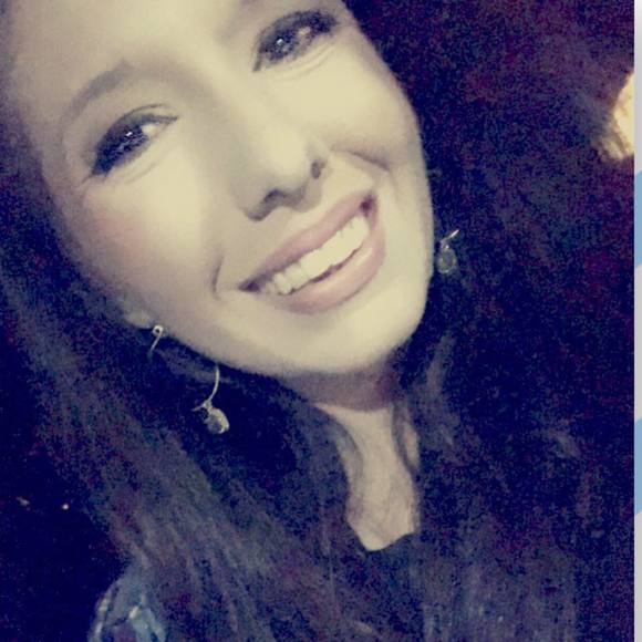 Meet your Posher, Savannah - Picture 1 of 1